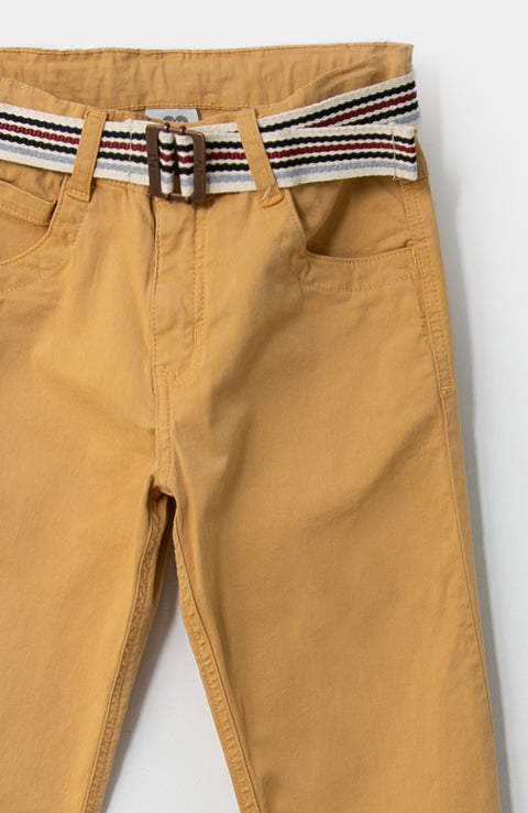 Pantalón para niño en nepal color ocre