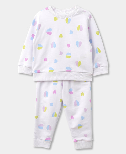 Conjunto Para Recién Nacida En Burda Color Blanco Y Estampado