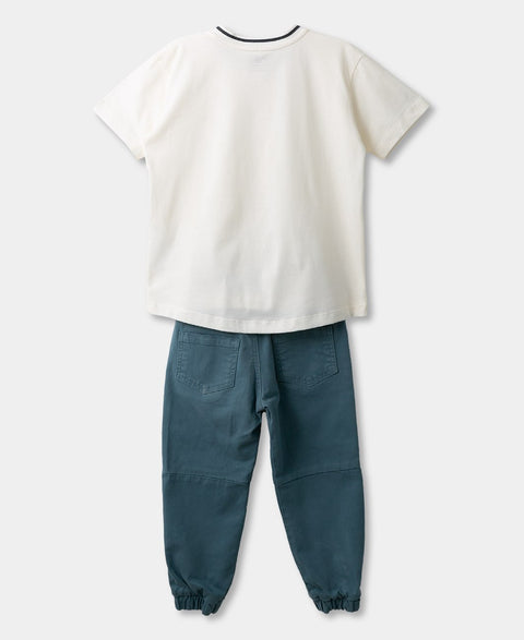 Conjunto Para Bebé Niño En Burda Color Marfil Y Verde