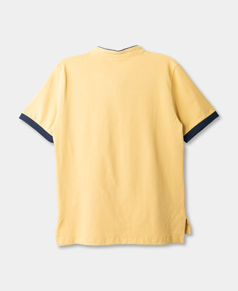 Camiseta Tipo Henley Para Niño En Algodón Color Ocre