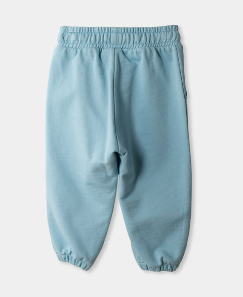 Conjunto Camiseta Pantalón Deportivo Para Recién Nacido En Tela Suave Color Marfil