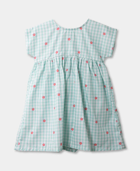 Vestido Para Recién Nacida En Tela Suave Color Verde Agua
