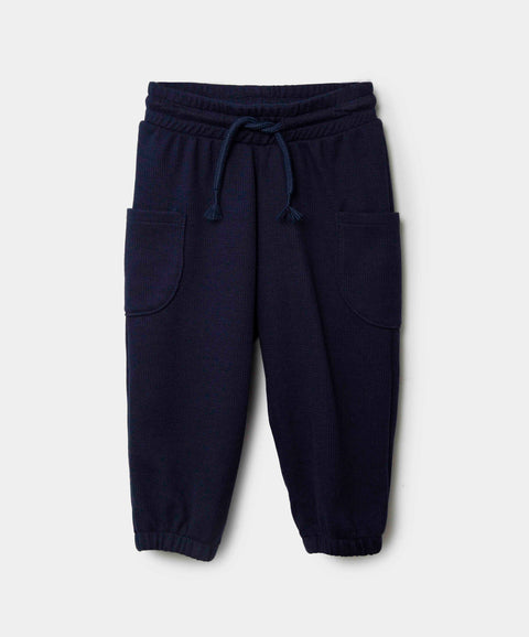 Conjunto Camiseta Y Pantalón Para Recién Nacido En Tela Suave Color Marfil Y Azul Navi