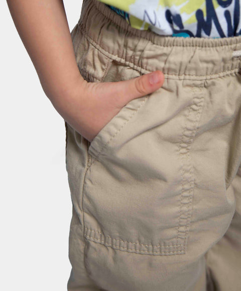 Conjunto De Camiseta Y Pantalón Para Bebé Niño Color Blanco Estampado Y Kaki