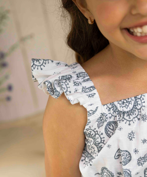 Conjunto Blusa Y Falda Para Niña Color Azul Estampado