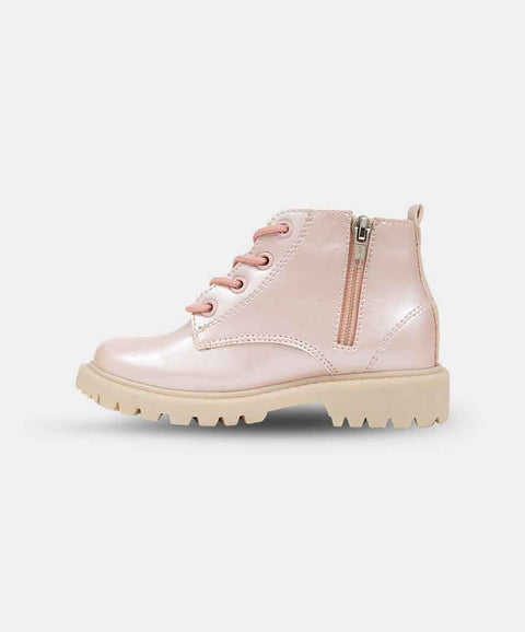 Botas Para Bebe Niña En Material Brillante Color Rosado