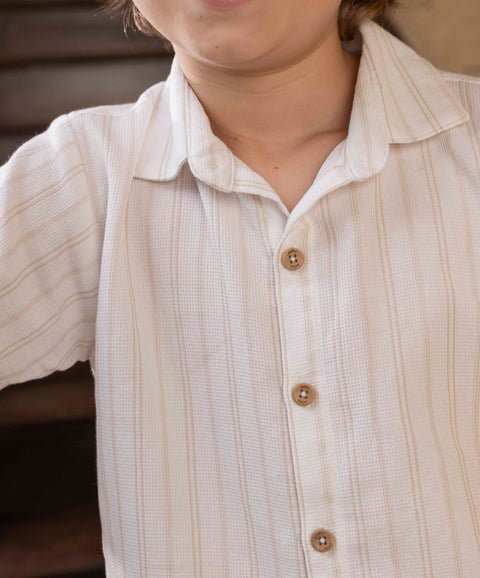 Conjunto De Camisa Y Bermuda Para Niño En Algodón Color Marfil Con Rayas