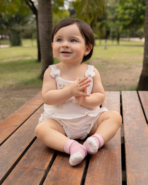 Conjunto Short y Blusa Manga Sisa Para Recién Nacida