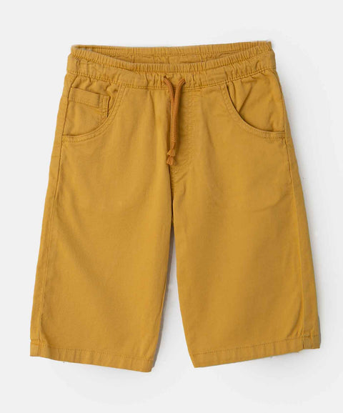 Bermuda para niño en twill color ocre