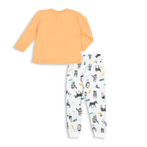Pijama para bebé niño en tela suave color naranja