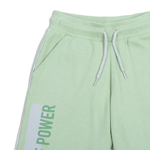 Bermuda para niño en burda color verde