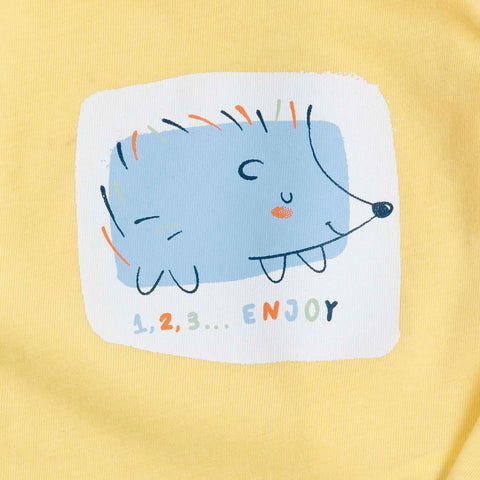 Body x 2 para recién nacido en tela suave color amarillo y marfil