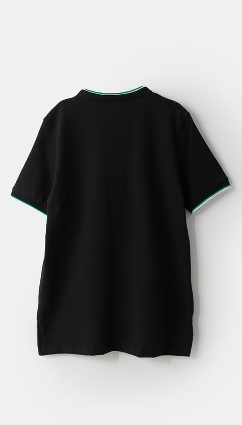 Camiseta tipo henley para niño en algodón color negro