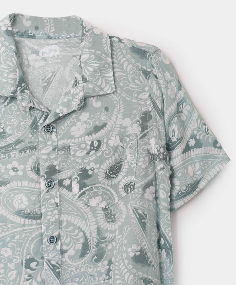 Camisa para niño en lino color verde claro