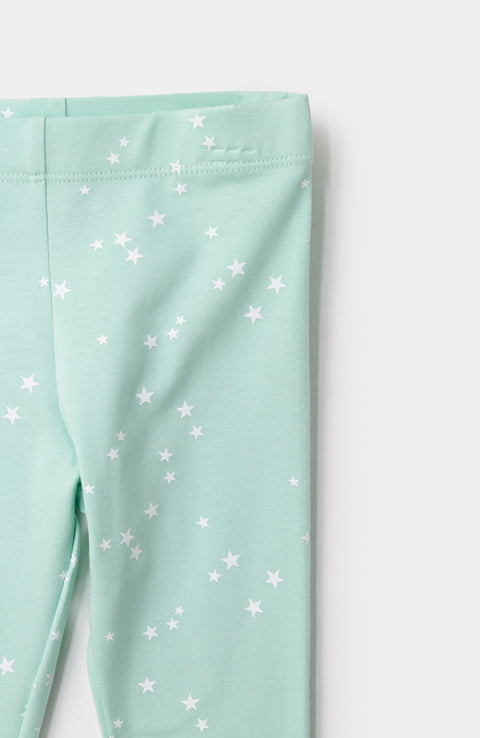 Leggings para niña en licra color verde menta con estampado de estrellas