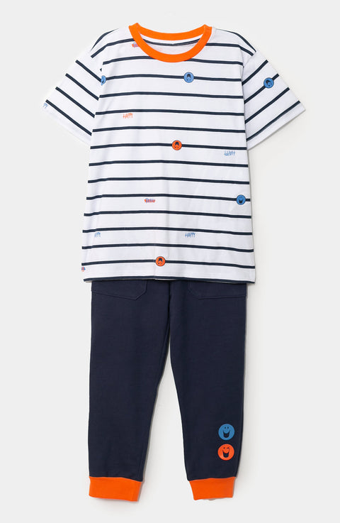 Conjunto para bebé niño en burda color azul y blanco