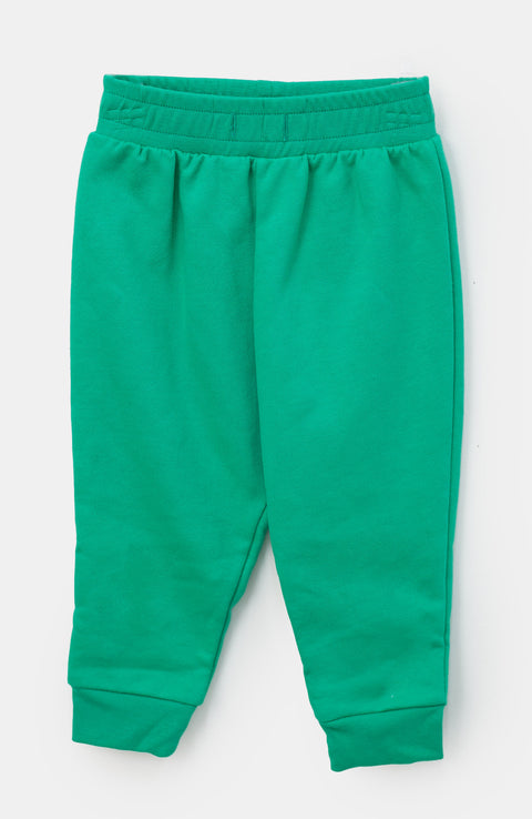 Conjunto para recién nacido en burda color verde con blanco